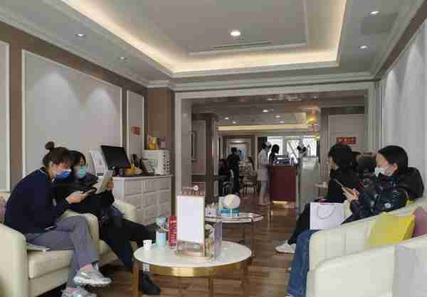 医美暗潮:胶原蛋白代加工一支1.5元起,老技术套新概念遭疯炒