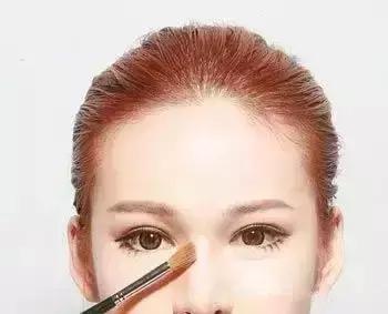 鼻子塌怎么化妆?4个化妆技巧胜过隆鼻!