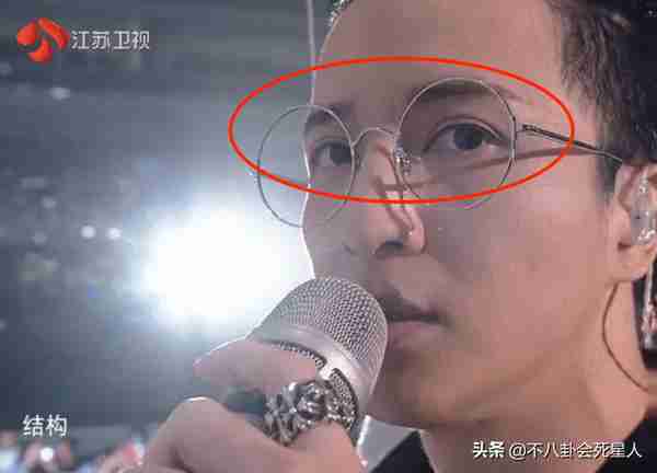 25位明星割过双眼皮,谁自然谁“毁容”一目了然