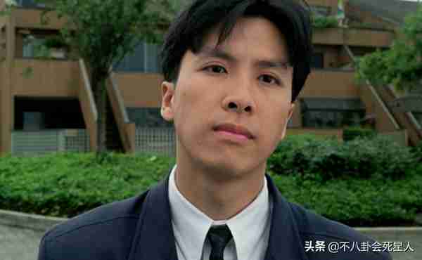 25位明星割过双眼皮,谁自然谁“毁容”一目了然