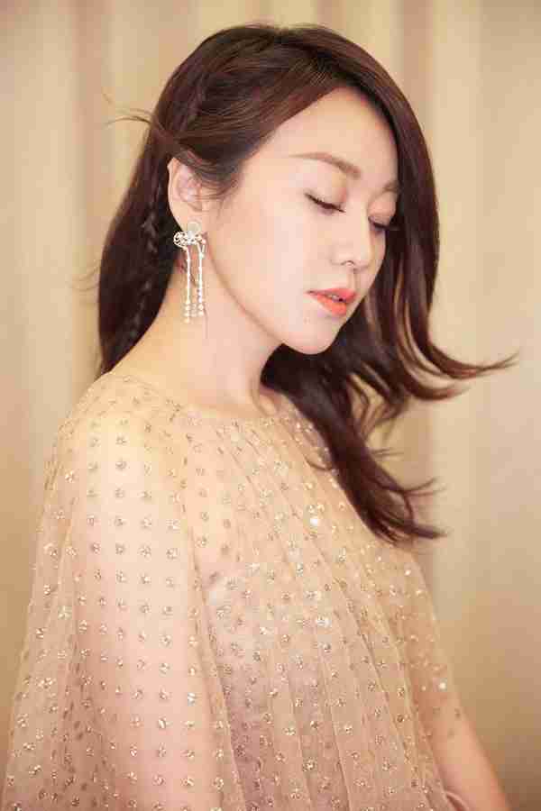 医美水光针、羊胎素盛行,一针58万却供不应求,明星渴望青春永驻