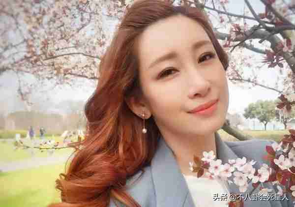 25位明星割过双眼皮,谁自然谁“毁容”一目了然