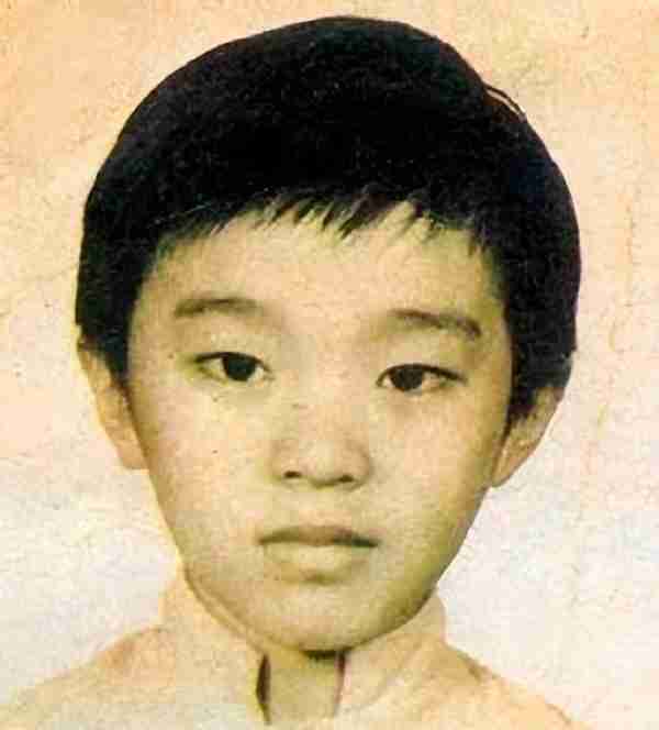 他们的“双眼皮”竟不是原装,原来功夫巨星和颜值男神也曾动过刀