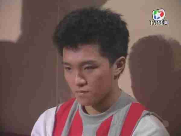 他们的“双眼皮”竟不是原装,原来功夫巨星和颜值男神也曾动过刀
