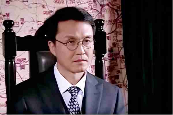 坎坷的吴刚:我没割双眼皮、没整容,老婆岳秀清是我的管家